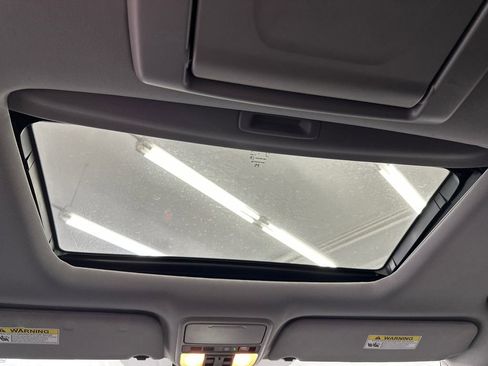 Used 2021 Honda Odyssey Touring image 26