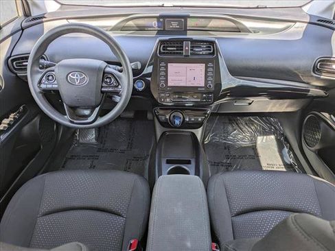 Used 2022 Toyota Prius LE FWD image 16