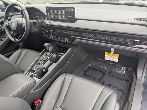 Used 2025 Honda Accord EX-L image 22