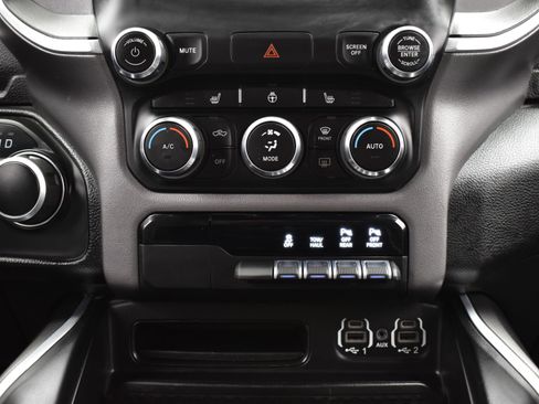 Used 2021 RAM 1500 Big Horn image 37