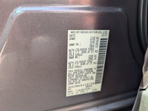 Used 2018 Nissan Murano SV FWD image 25