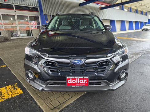 Used 2024 Subaru Crosstrek 2.0i Premium AWD/4WD image 2