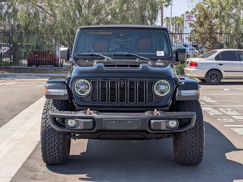 Used 2024 Jeep Wrangler Unlimited Rubicon 392 AWD/4WD image 4