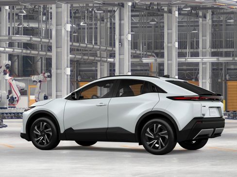 New 2026 Toyota C-HR AWD/4WD image 5