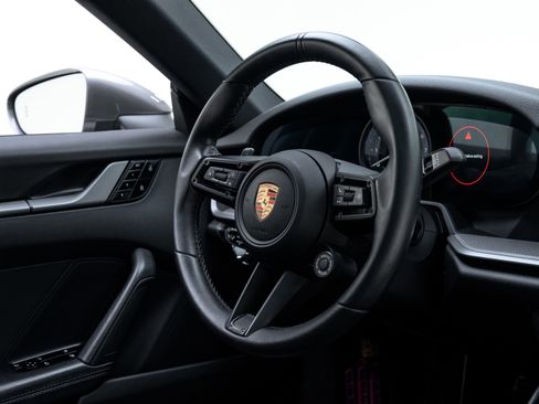 Used 2020 Porsche 911 Carrera RWD image 33