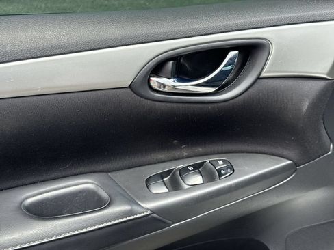 Used 2019 Nissan Sentra S FWD image 20