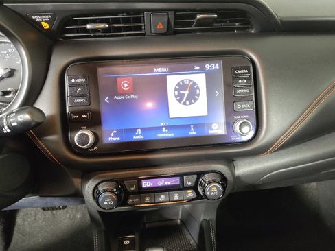 Used 2023 Nissan Kicks SR w/ SR Premium Package FWD image 25