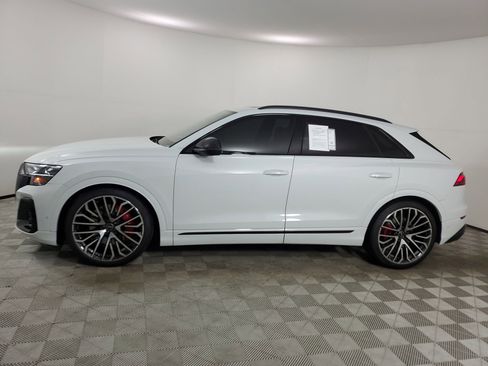 Certified 2024 Audi SQ8 Prestige image 6