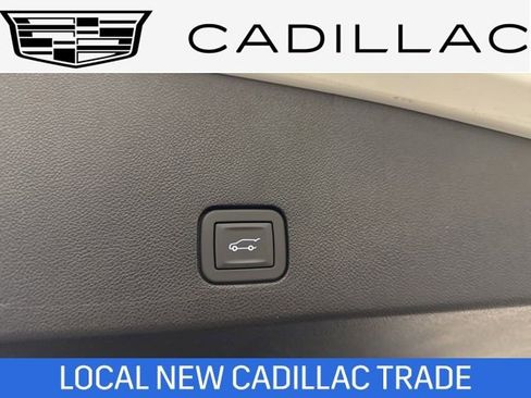 Used 2025 Cadillac XT6 Premium Luxury w/ Technology Package AWD/4WD image 37