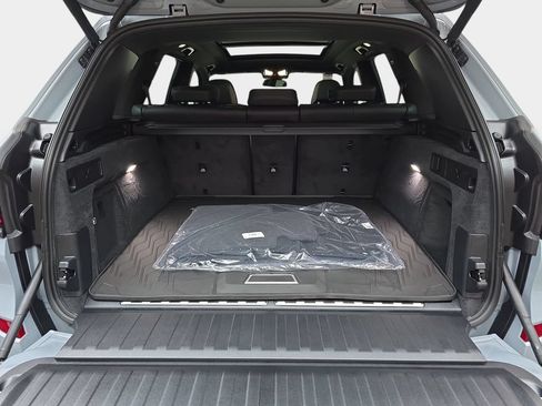New 2026 BMW X5 xDrive50e w/ Executive Package AWD/4WD image 12
