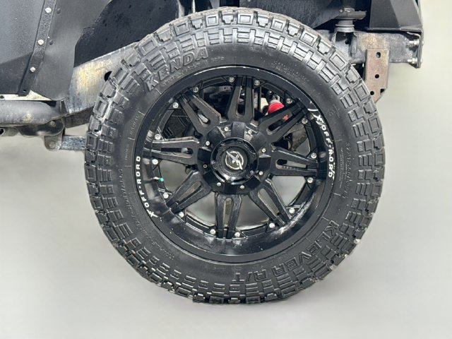 Used 2018 Jeep Wrangler Unlimited Rubicon w/ Cold Weather Group AWD/4WD image 31
