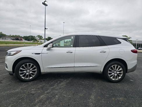 Used 2021 Buick Enclave Premium w/ Sun and Sites Package AWD/4WD image 15