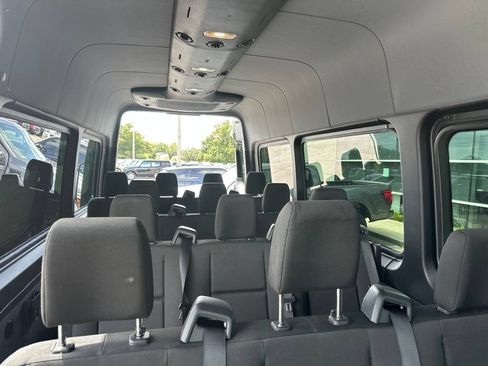 Used 2025 Mercedes-Benz Sprinter 2500 image 6