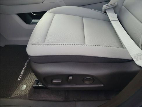 New 2026 GMC Terrain Denali image 19