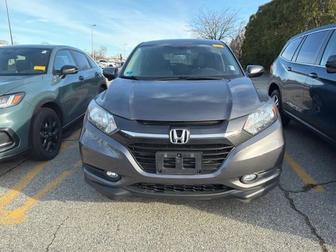 Used 2016 Honda HR-V EX image 2