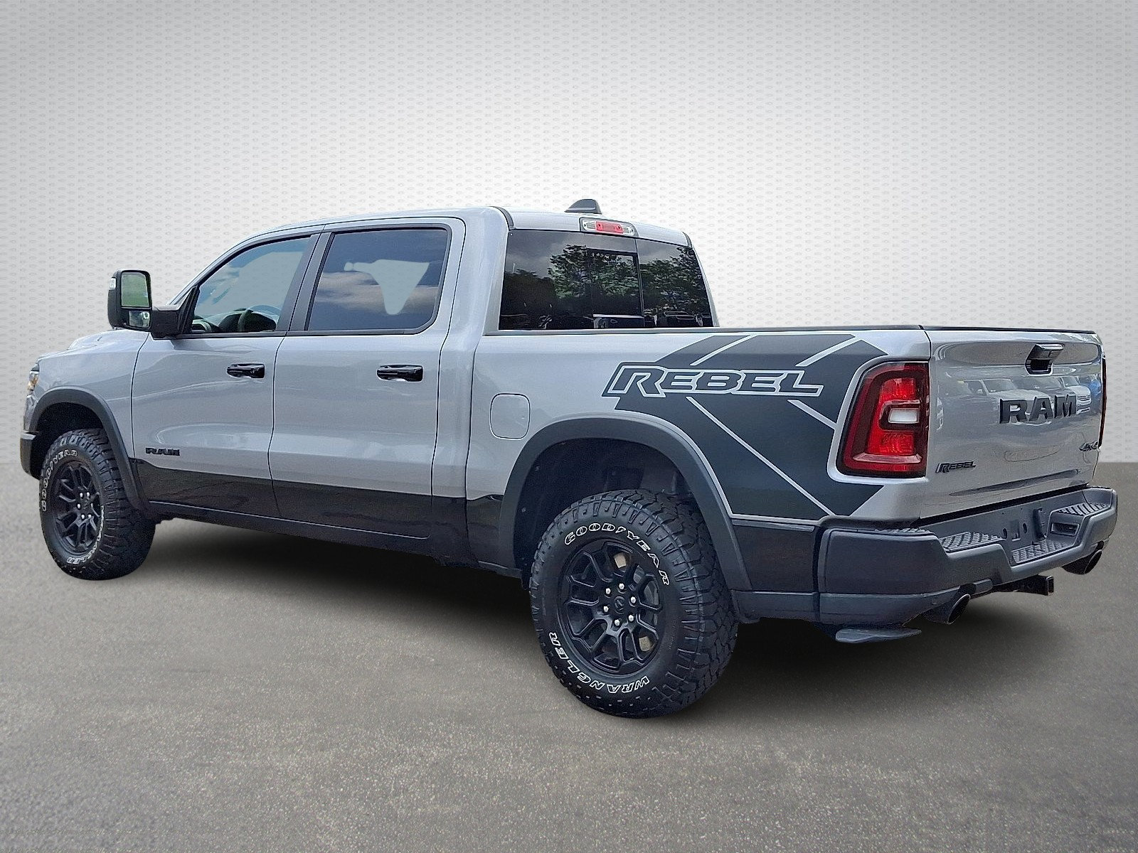 Used 2025 RAM 1500 Rebel w/ Rebel Level 2 Equipment Group AWD/4WD image 4