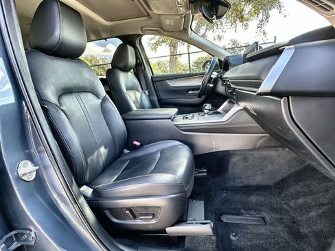 Used 2025 MAZDA CX-70 3.3 Turbo w/ Preferred Package image 14