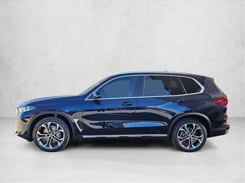 Used 2026 BMW X5 sDrive40i w/ Climate Comfort Package RWD image 5
