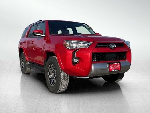 Used 2024 Toyota 4Runner TRD Off-Road Premium image 7