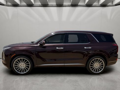 Used 2021 Hyundai Palisade Limited FWD image 2