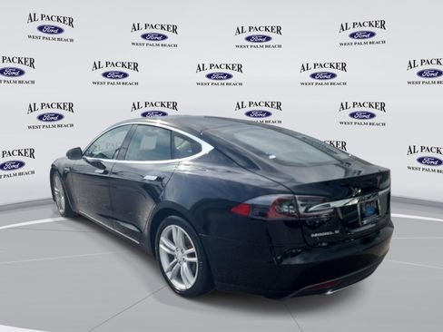Used 2013 Tesla Model S RWD image 3