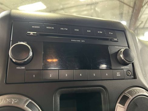 Used 2011 Jeep Wrangler Sport AWD/4WD image 22