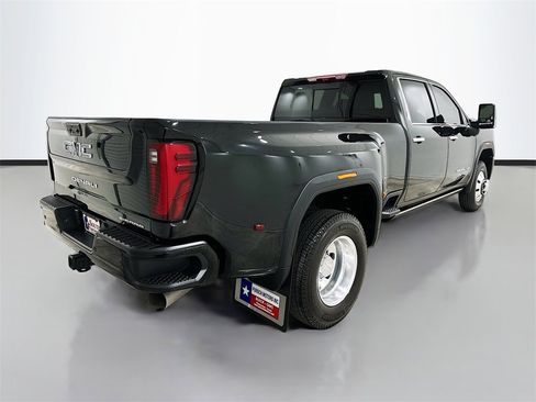 Used 2024 GMC Sierra 3500 Denali Ultimate image 7