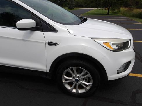 Used 2019 Ford Escape SE AWD/4WD image 30