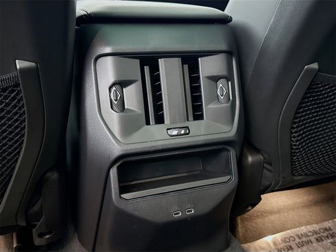 Used 2025 BMW X3 xDrive30i w/ Convenience Package image 24