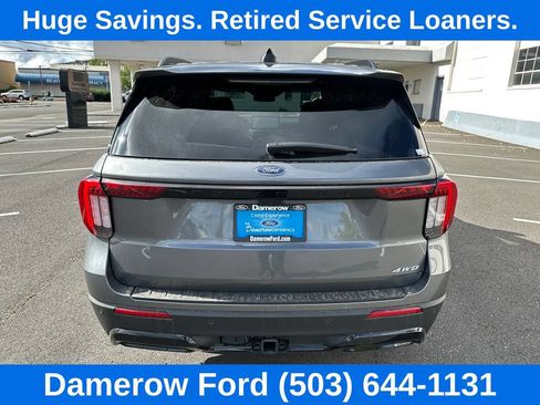 Used 2026 Ford Explorer ST-Line w/ ST-Line Street Pack AWD/4WD image 5