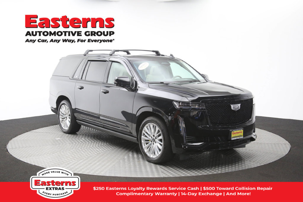 Used 2024 Cadillac Escalade ESV Sport Platinum w/ LPO, ONYX Package AWD/4WD image 58