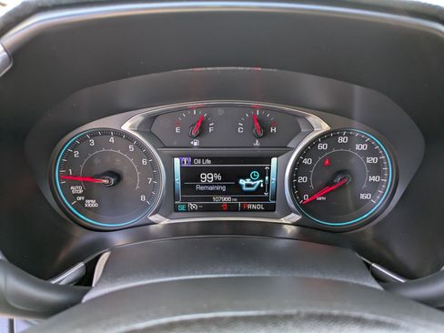 Used 2018 Chevrolet Equinox Premier image 20