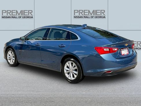 Used 2025 Chevrolet Malibu LT FWD image 5