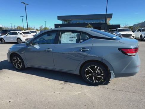 Certified 2025 Nissan Sentra SV w/ Trunk Package FWD image 6