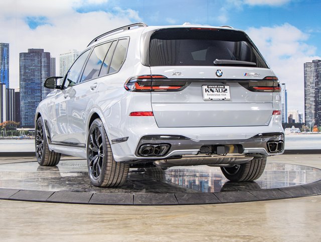 Used 2026 BMW X7 M60i AWD/4WD image 9