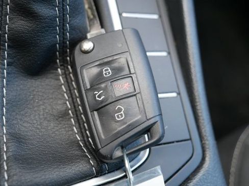 Certified 2024 Volkswagen Jetta S FWD image 36