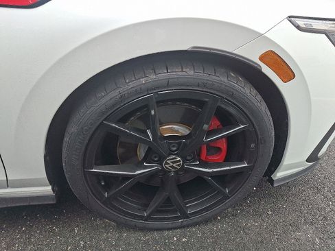 Used 2024 Volkswagen GTI SE image 12