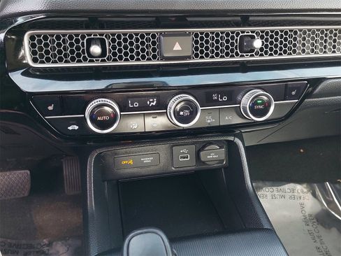 Certified 2023 Honda Civic EX image 24