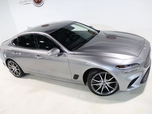 Used 2023 Genesis G70 2.0T AWD/4WD image 7