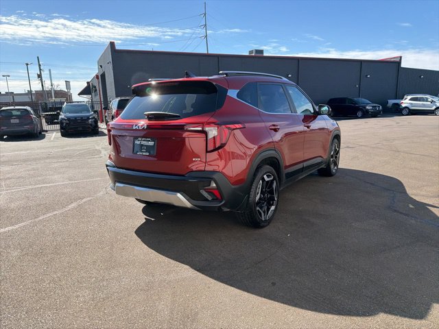 Used 2025 Kia Seltos SX w/ SX Sunroof Package AWD/4WD image 9