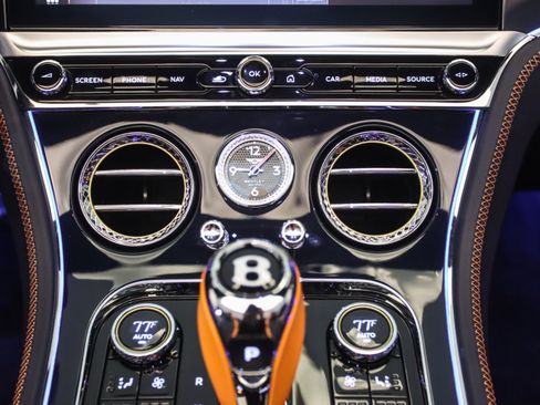 Used 2024 Bentley Continental GT Speed image 24