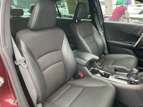 Used 2016 Honda Accord Sport image 26