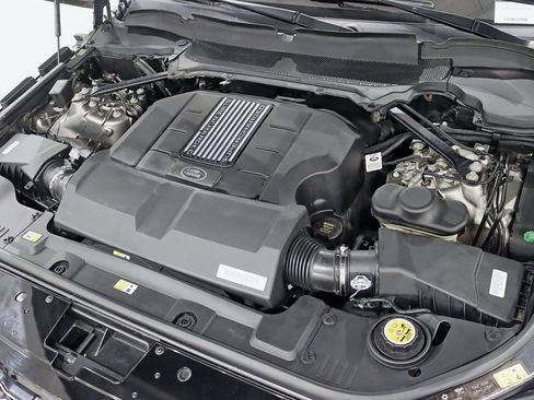 Used 2018 Land Rover Range Rover Long Wheelbase Supercharged image 42