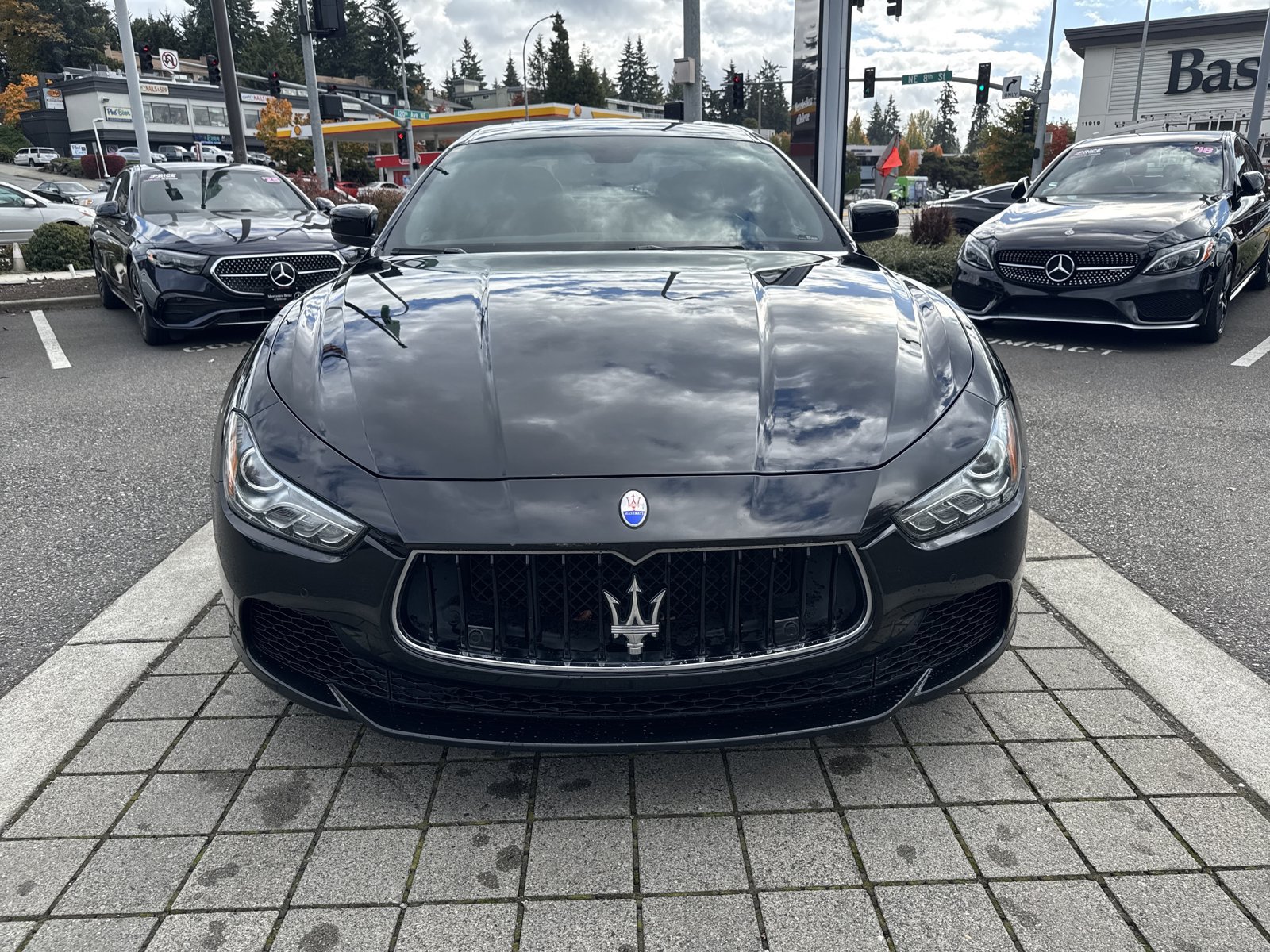 Used 2015 Maserati Ghibli S Q4 AWD/4WD image 2