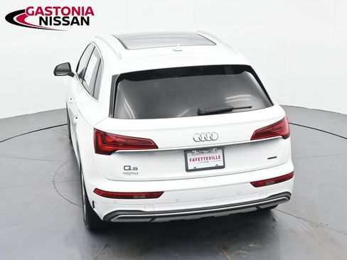 Used 2023 Audi Q5 2.0T Premium w/ Convenience Package AWD/4WD image 31