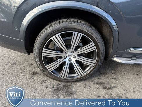 Certified 2022 Volvo XC90 T6 Inscription w/ Lounge Package image 14