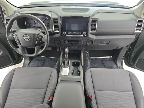 Certified 2023 Nissan Frontier SV w/ SV Convenience Package RWD image 9