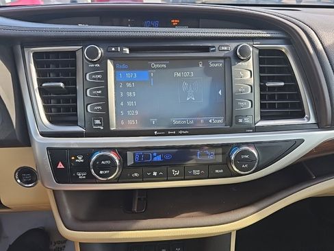 Used 2016 Toyota Highlander Limited Platinum image 15