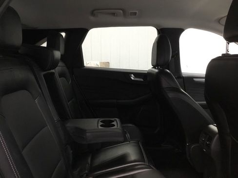 Used 2024 Ford Escape Platinum image 20