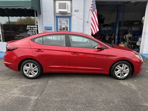 Used 2020 Hyundai Elantra SEL image 5